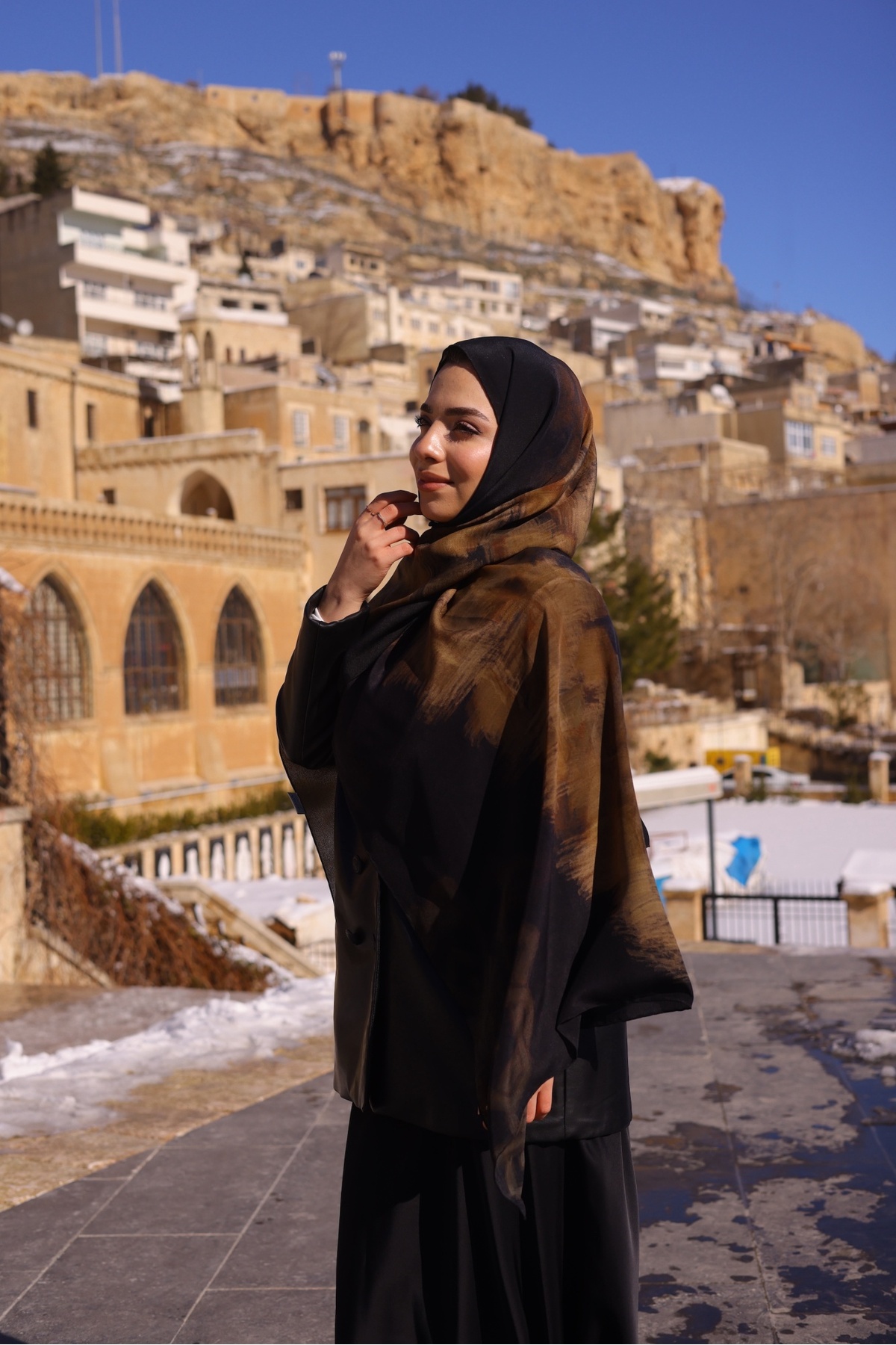 Mardin Silüet Krep İpek Şal