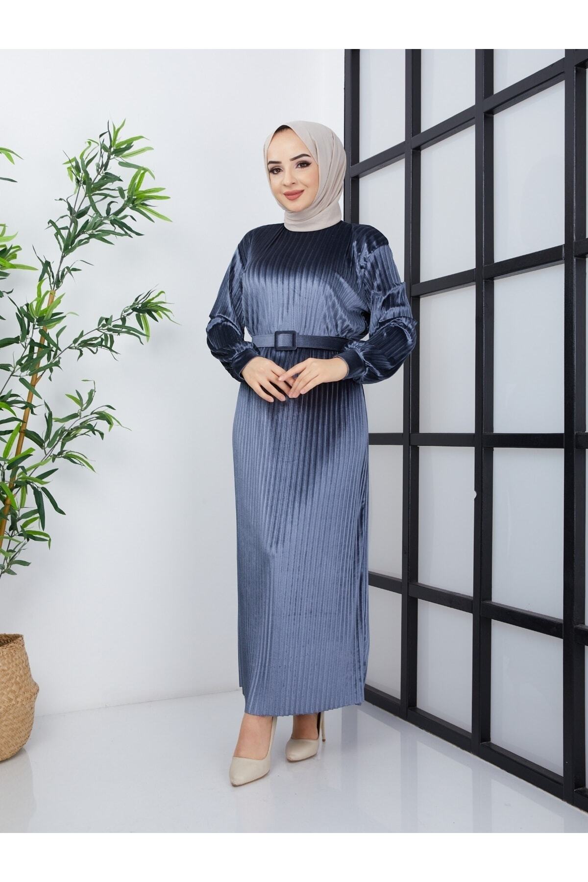 Kadife Boydan Piliseli Elbise