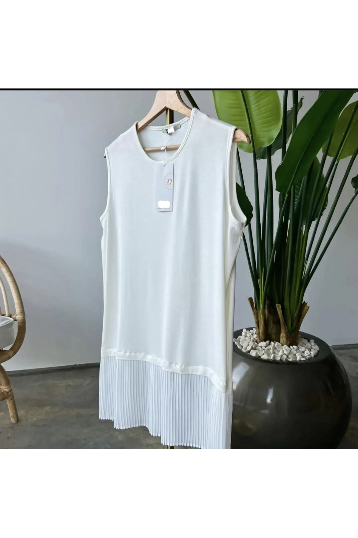 Piliseli Kolsuz Içlik Tunik Beyaz