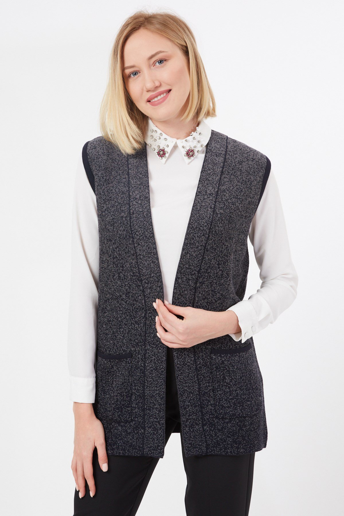 Kadın Lacivert Cepli Kolsuz Triko Örme Yelek