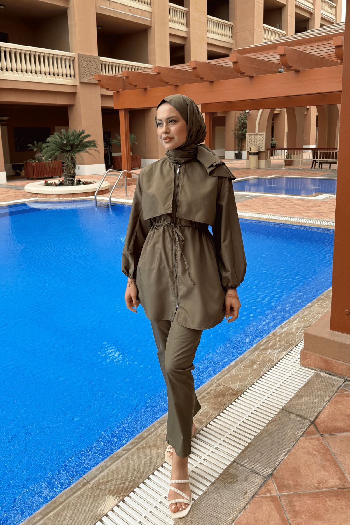 Roba Detaylı Tesettür Mayo